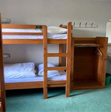 yha-slaidburn-bedroom-with-bunk-beds